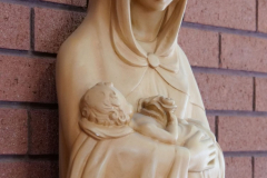 Mary_inside_right-scaled